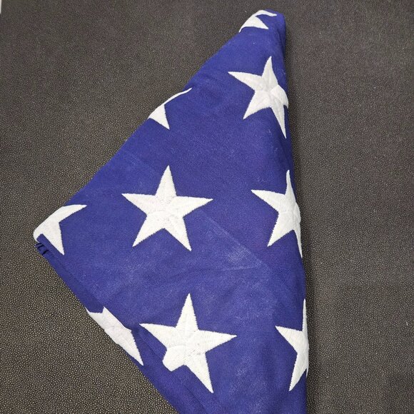 NEW VALLEY FORGE BEST 100% COTTON BUNTING AMERICAN FLAG - VETERAN CASKET 9.5'x5' - Picture 7 of 16